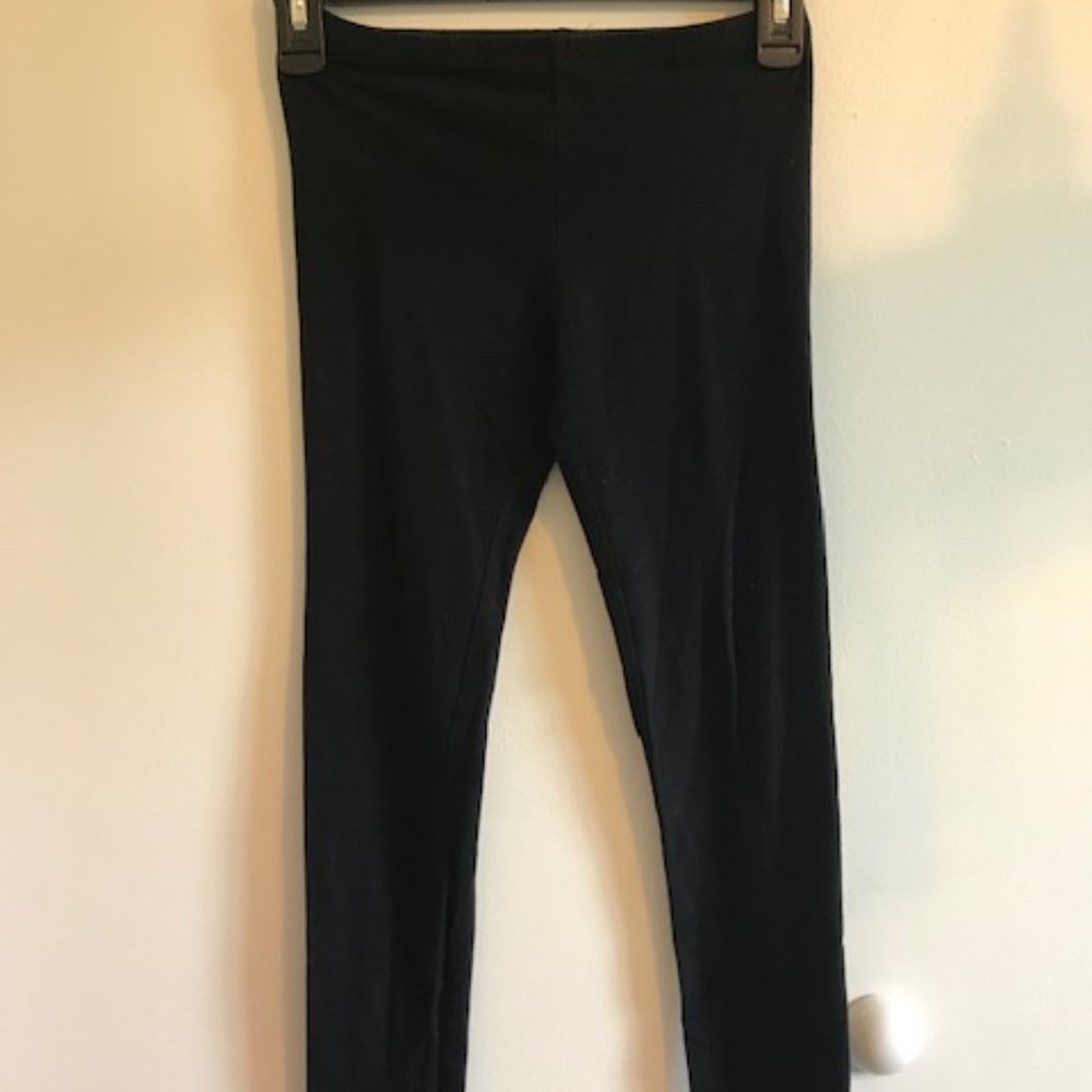 Black leggings